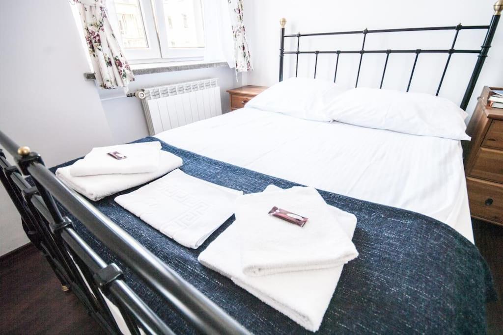 Charming Wilcza 8 Min From Station